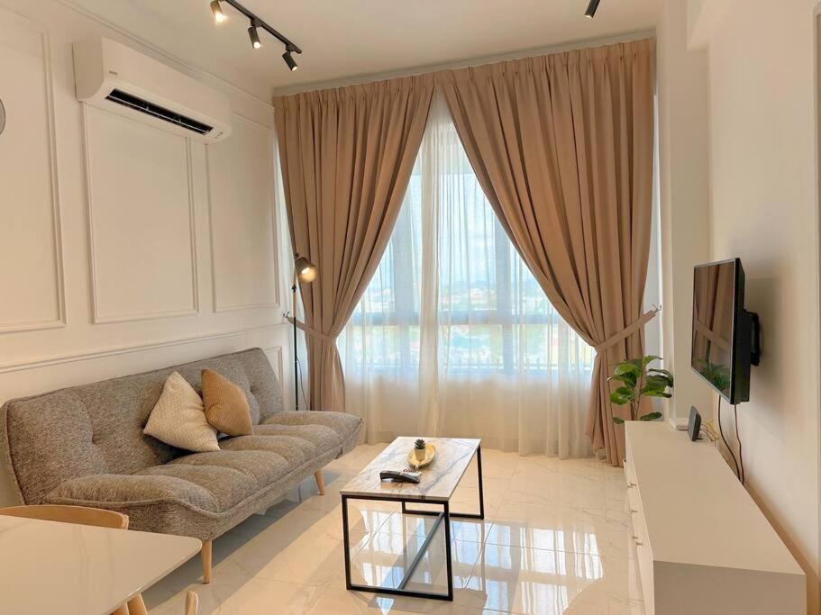 Netflix Two Bedroom Troika Kota Bharu Homestay 118 Esterno foto