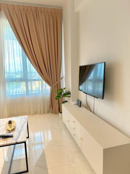 Netflix Two Bedroom Troika Kota Bharu Homestay 118 Esterno foto