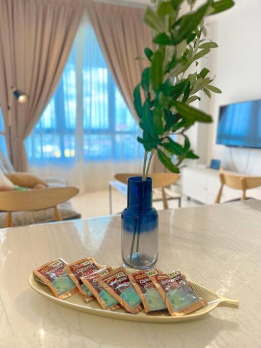 Netflix Two Bedroom Troika Kota Bharu Homestay 118 Esterno foto