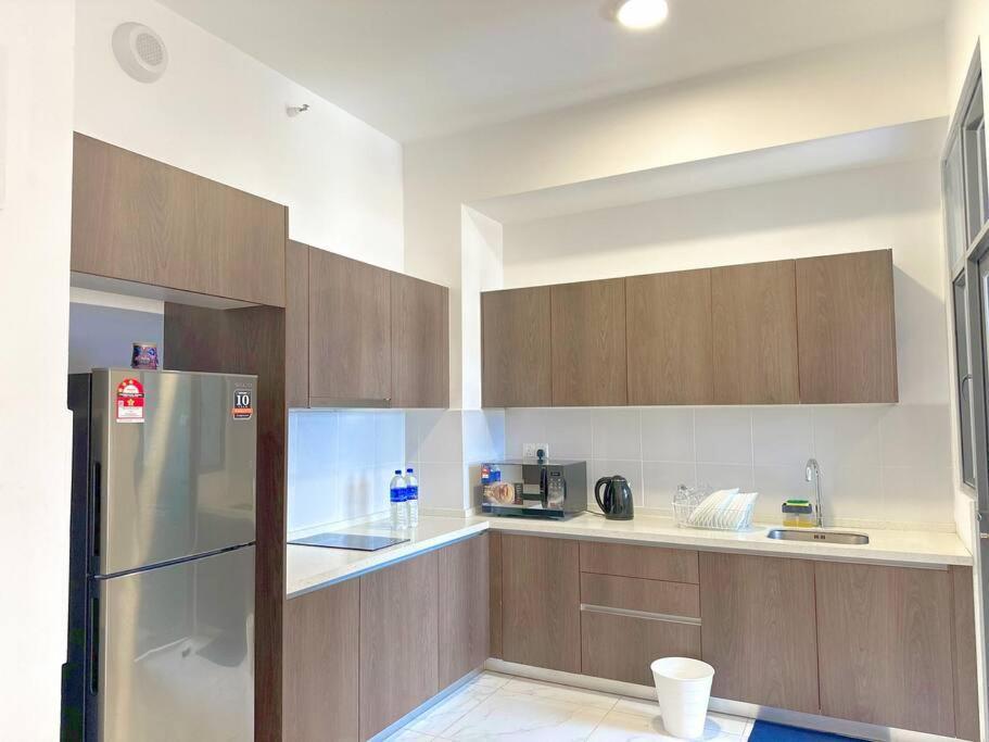 Netflix Two Bedroom Troika Kota Bharu Homestay 118 Esterno foto