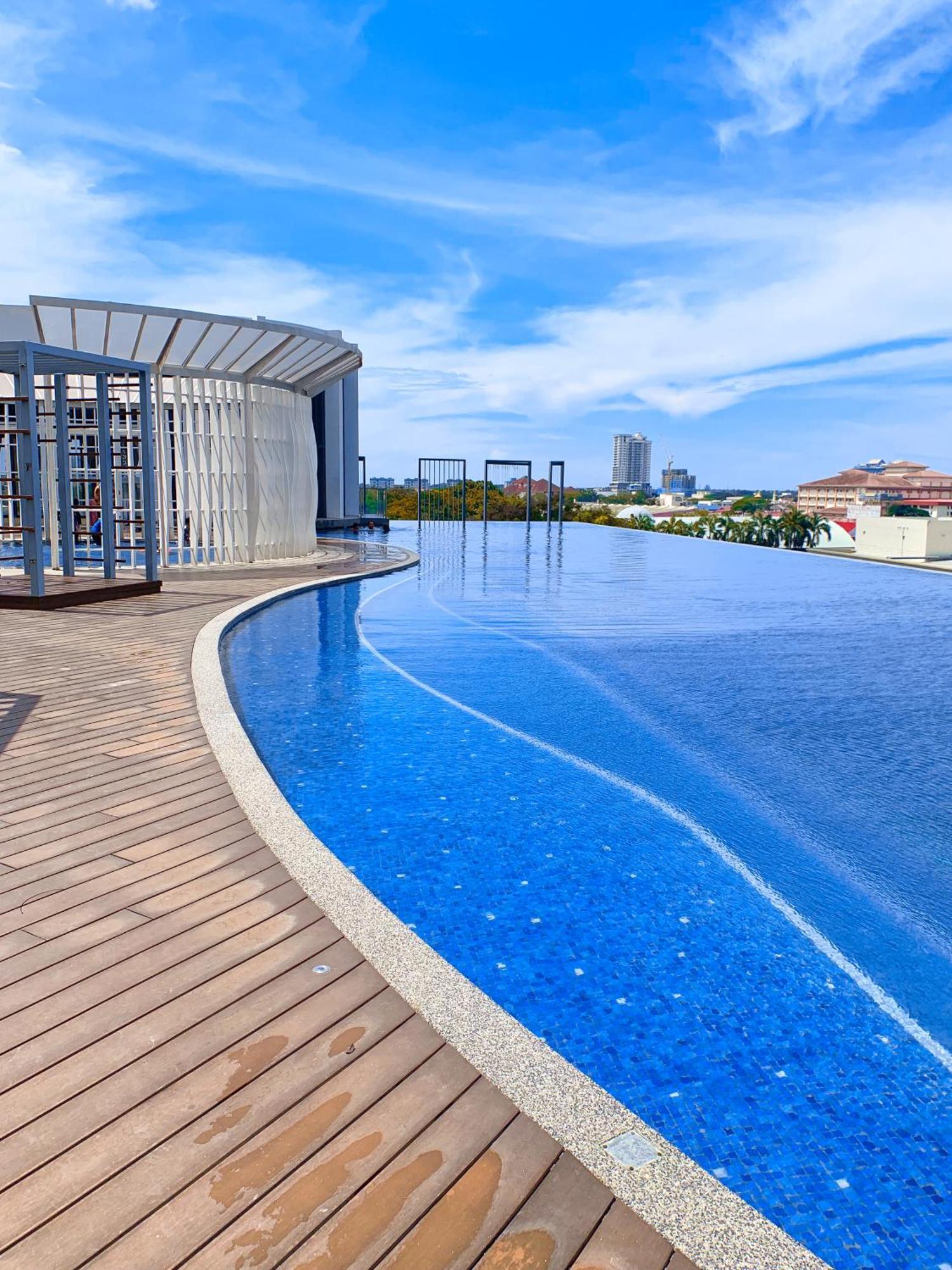 Netflix Two Bedroom Troika Kota Bharu Homestay 118 Esterno foto