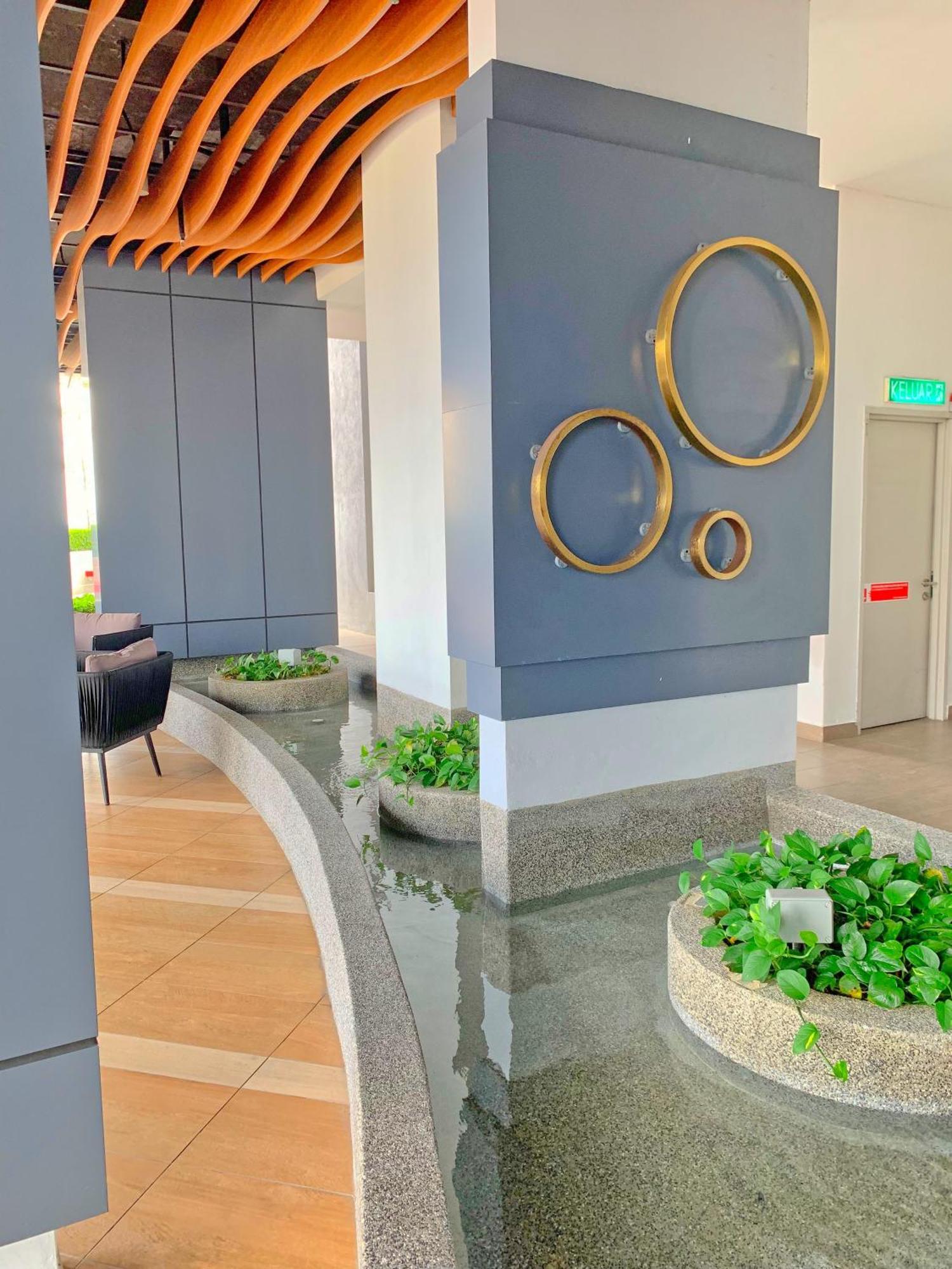 Netflix Two Bedroom Troika Kota Bharu Homestay 118 Esterno foto